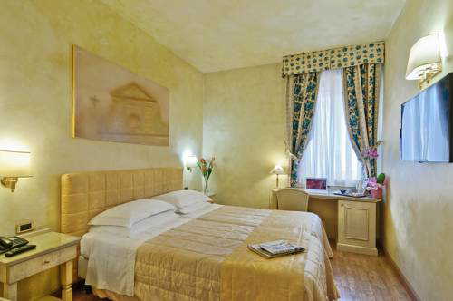 Hotel Alba Palace