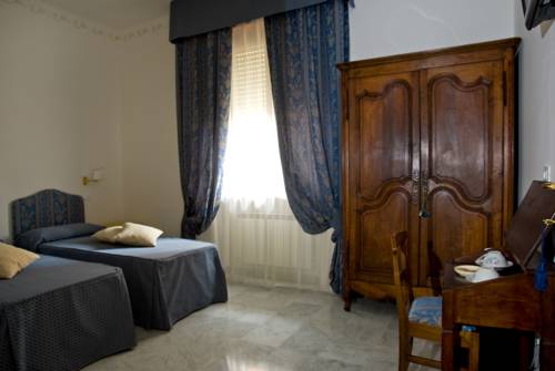 Lady Rose Bed & Breakfast