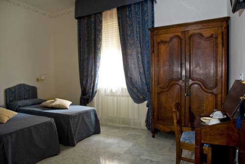 Lady Rose Bed & Breakfast