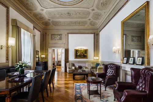 Relais Santa Croce by Baglioni Hotels