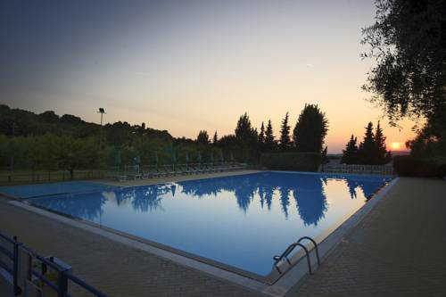 Villaggio Turistico Camping Il Fontino